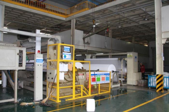 無(wú)紡布卷繞機(jī)