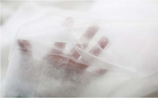 熱軋無紡布與熱合無紡布區(qū)別